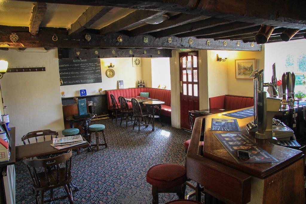 Hotel The Red Lion Lowick Green Exterior foto